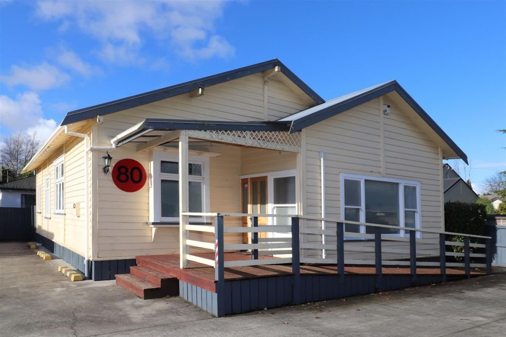80 Grey Street, Hamilton East, Hamilton - Carousel 1