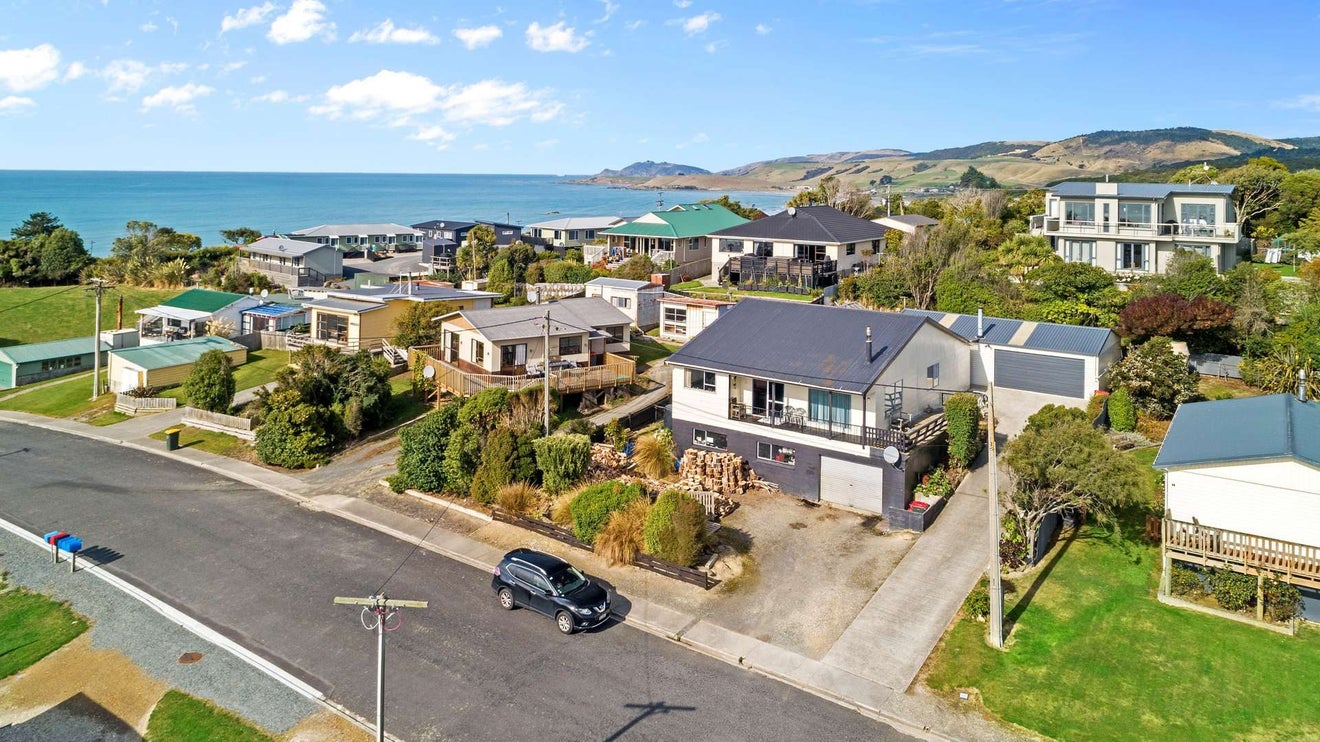 29 Hill Street, Kaka Point, Balclutha - Carousel 1