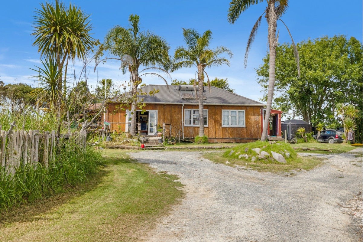 54 De Boer Lane, Kaiwaka - Carousel 1
