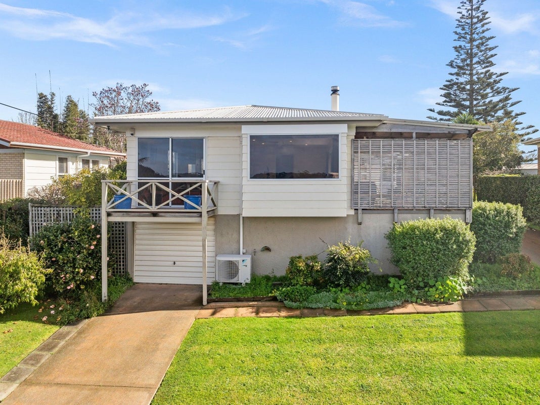 31 Takahe Street, Tikipunga, Whangarei - Carousel 1