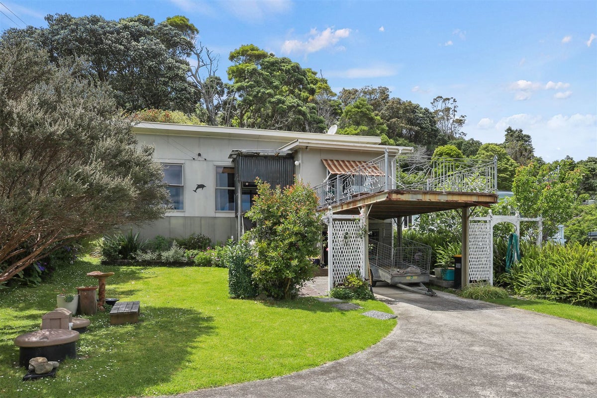 10 Hazlett Road, Te Mata, Thames - Carousel 21