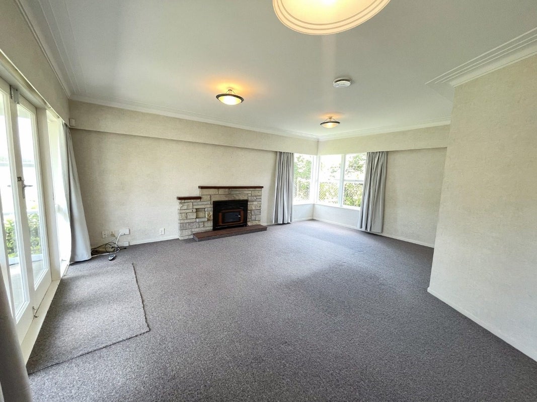 2A Hazeldene Place, Opaheke, Papakura - Carousel 2