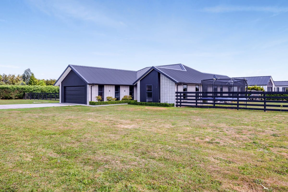 405 Ketemarae Road, Hawera - Carousel 28