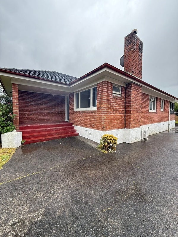 18 Kautami Avenue, Papatoetoe, Auckland - Carousel 2