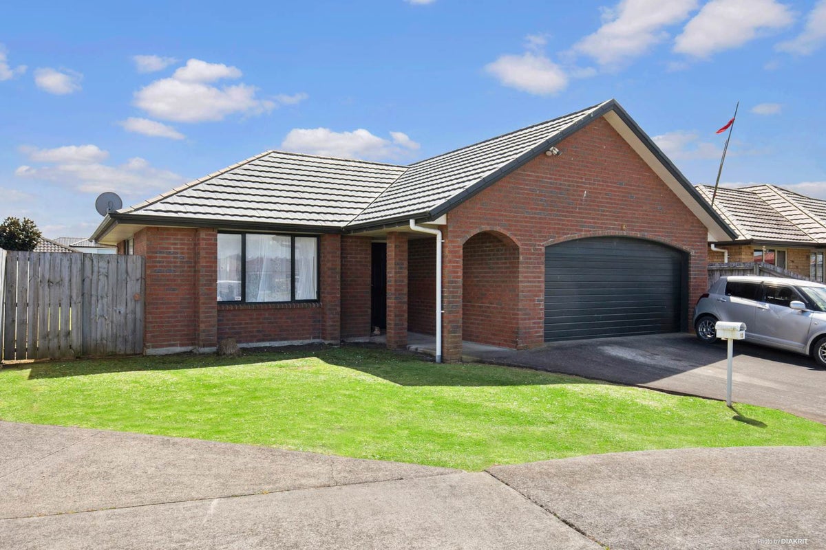 12 Stardon Place, Favona, Auckland - Carousel 1