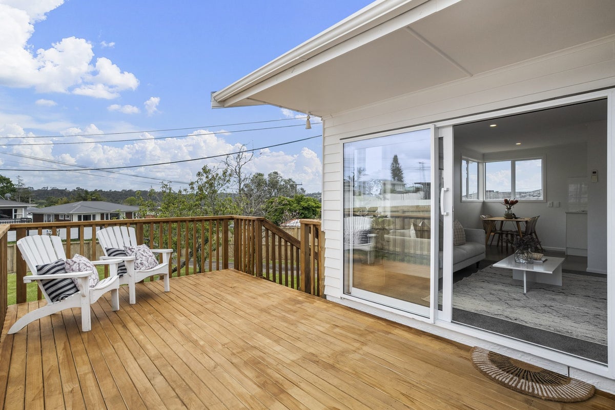 21 Fairclough Road, Beach Haven, Auckland - Carousel 2