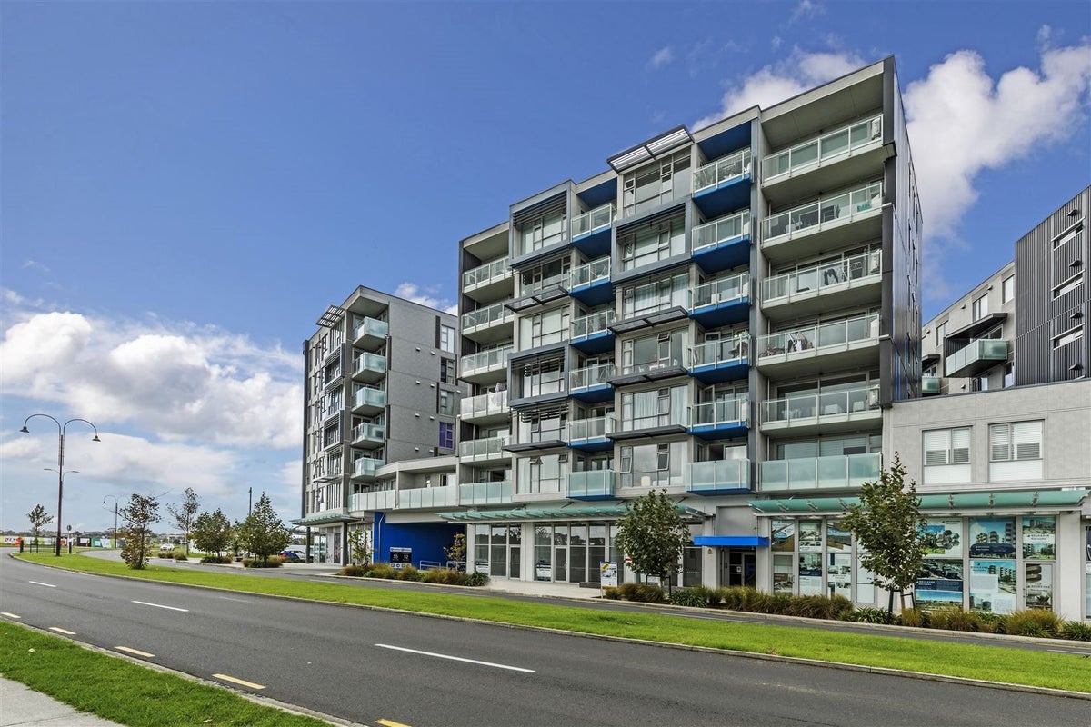301/27 Don McKinnon Drive, Albany, Auckland - Carousel 1