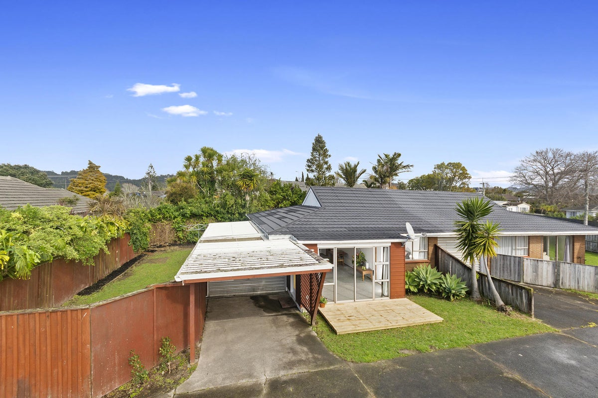 2/120 Woodglen Road, Glen Eden, Auckland - Carousel 2