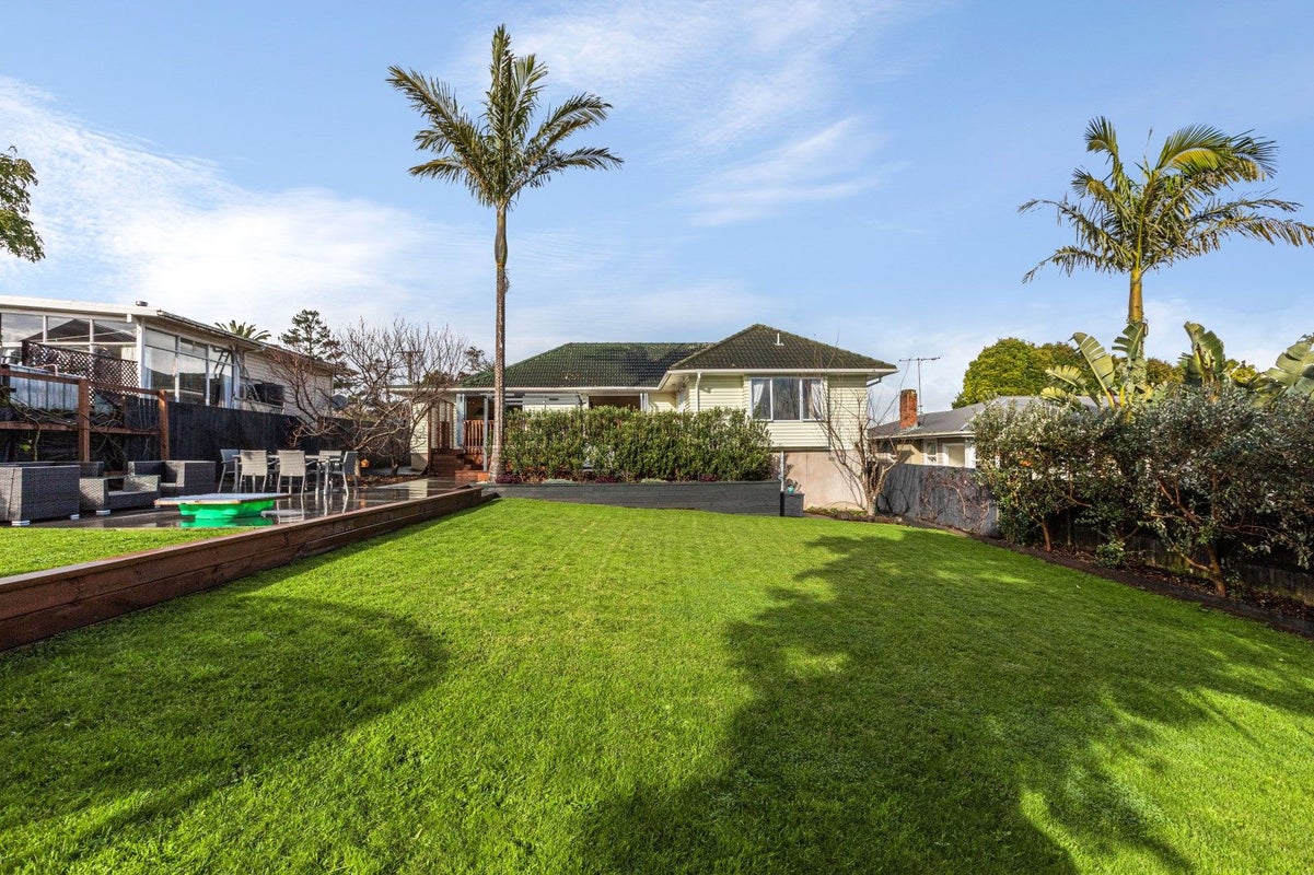 4 Red Hill Road, Red Hill, Papakura - Carousel 1