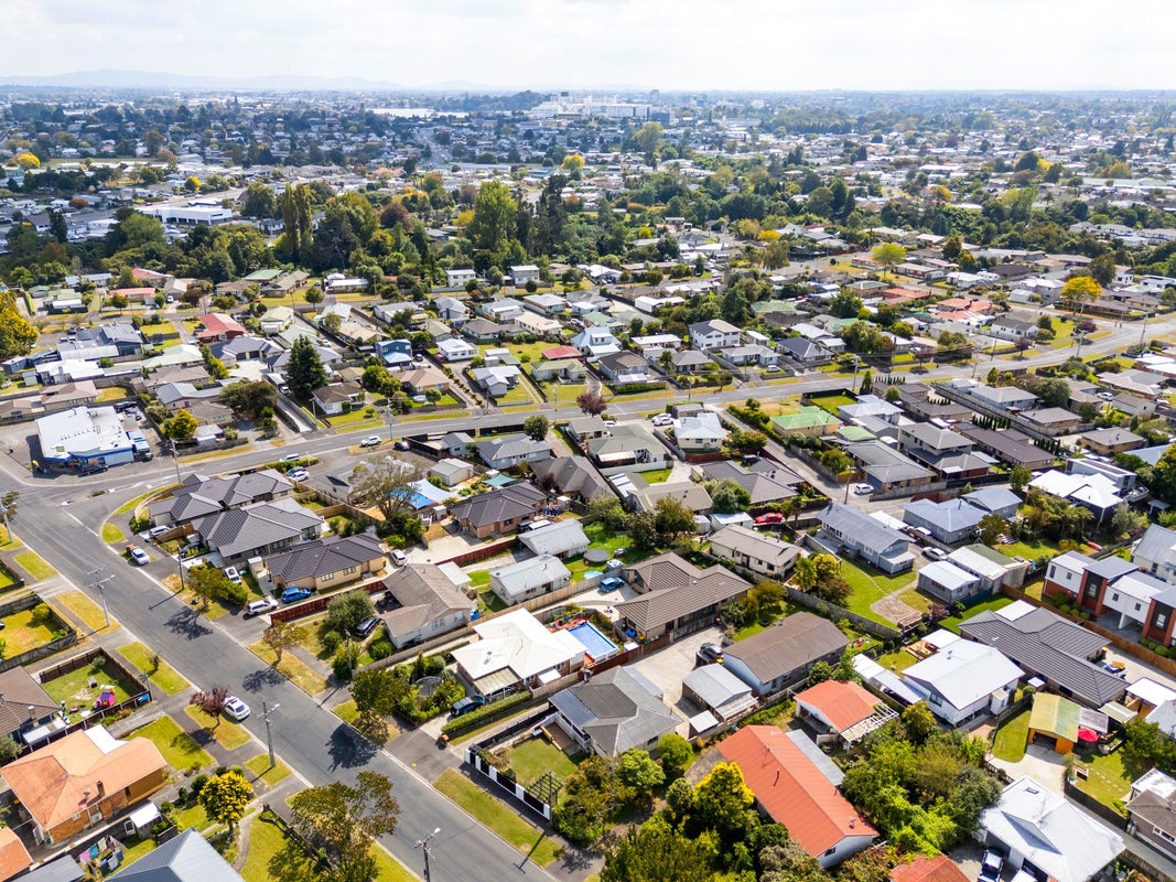 17 Glenview Terrace, Glenview, Hamilton, Waikato - Carousel 19