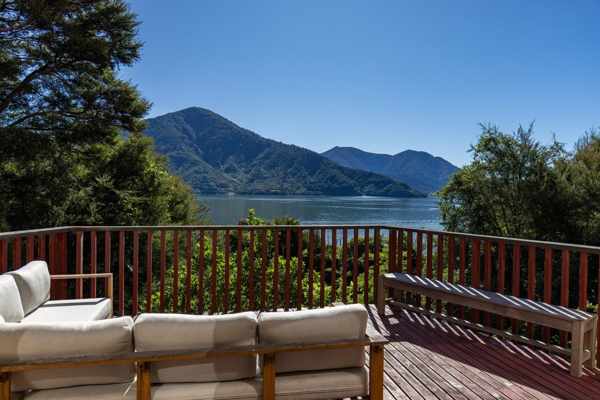 225 Moetapu Bay Road, Moetapu Bay, Linkwater - Carousel 1