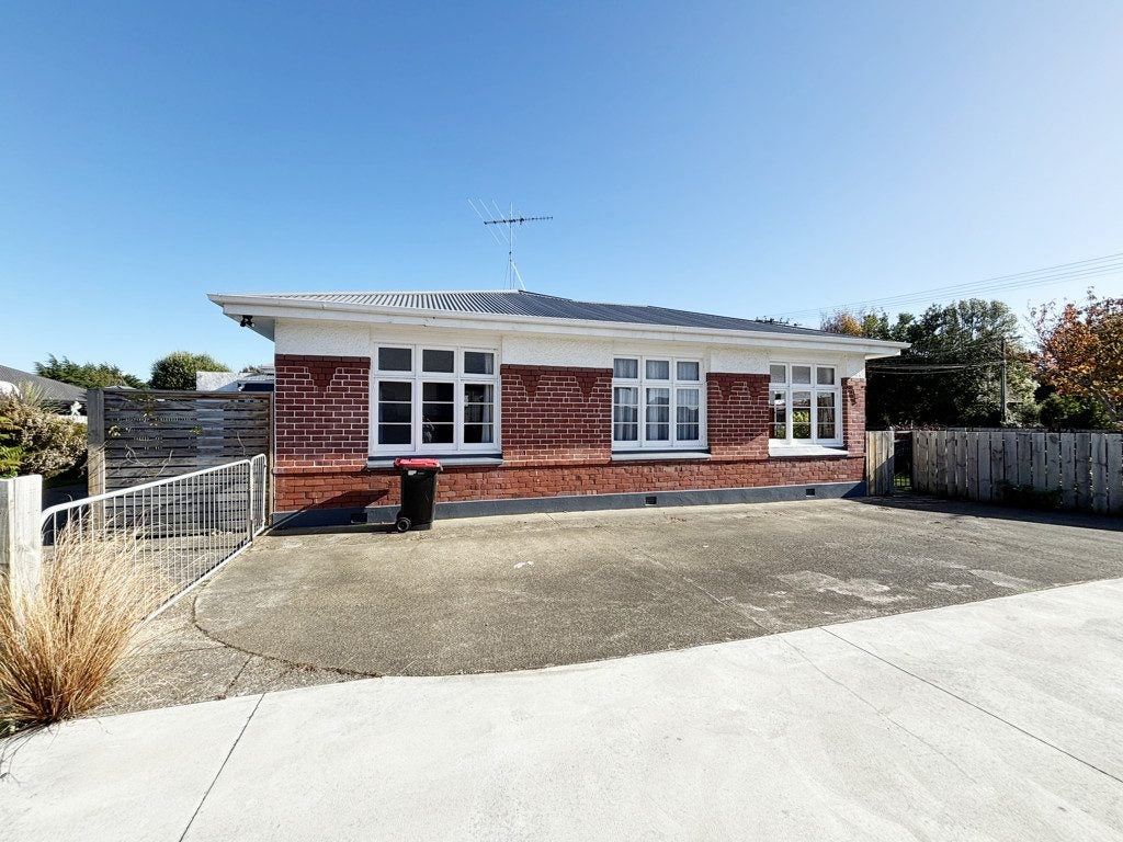 49 Charles Street, Grasmere, Invercargill - Carousel 15