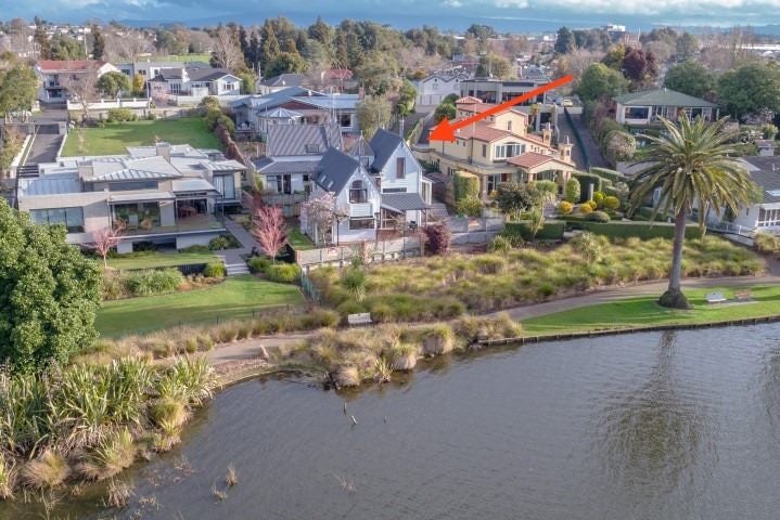58A Lake Crescent, Hamilton Lake, Hamilton - Carousel 1