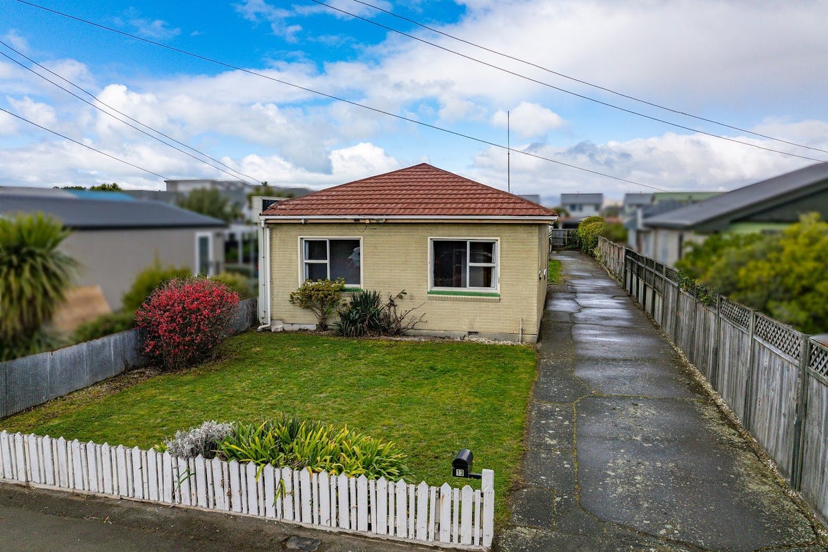 13 Lonsdale Street, New Brighton, Christchurch - Carousel 1