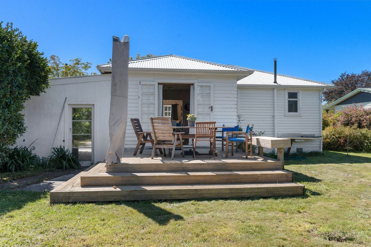 10 Moreton Road, Carterton - Carousel 2