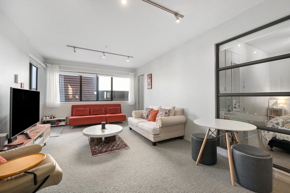 104/181 Tasman Street, Mount Cook, Wellington - Carousel 2