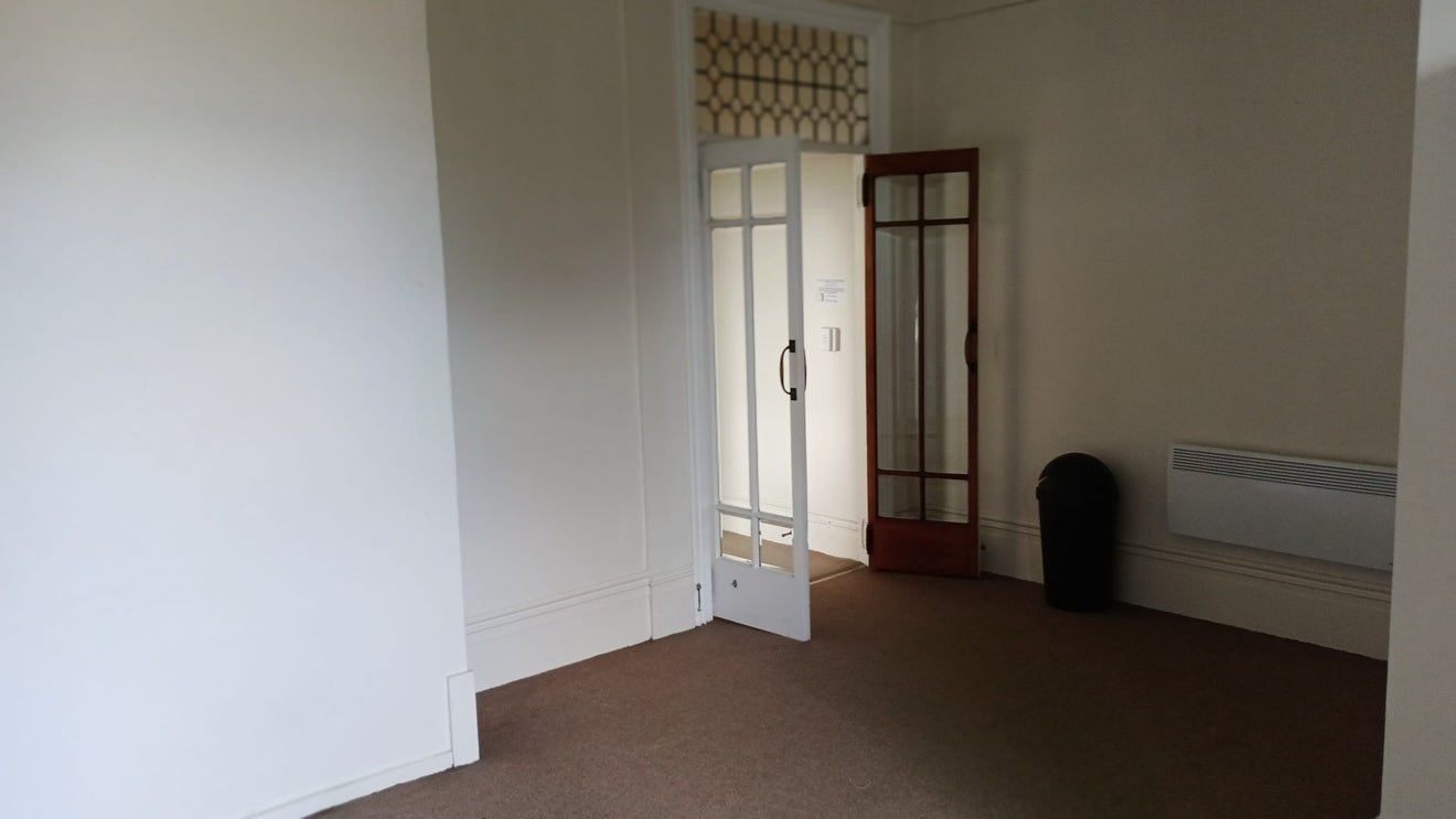 3 Paterson Street, Mount Victoria, Wellington - Carousel 5