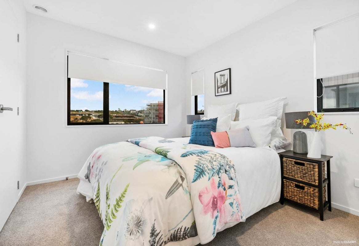 12/36 Westgate Drive, Westgate, Auckland - Carousel 2