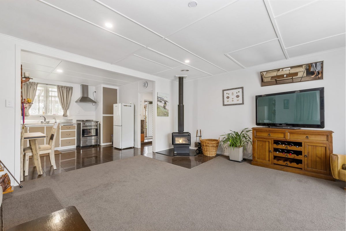2 Linton Place, Tokoroa, Tokoroa - Carousel 1
