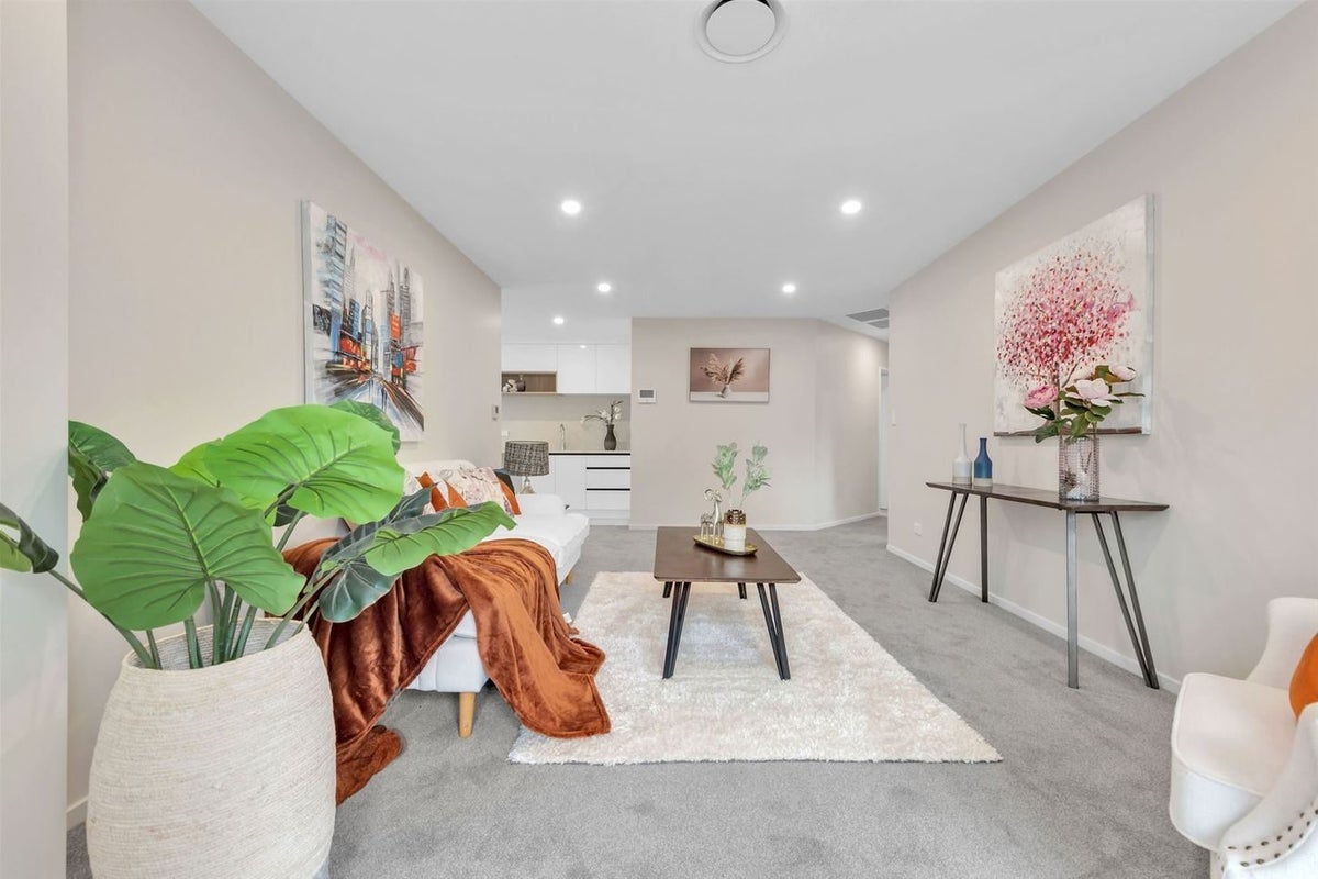 22 Koromeke Street, Flat Bush, Auckland - Carousel 2