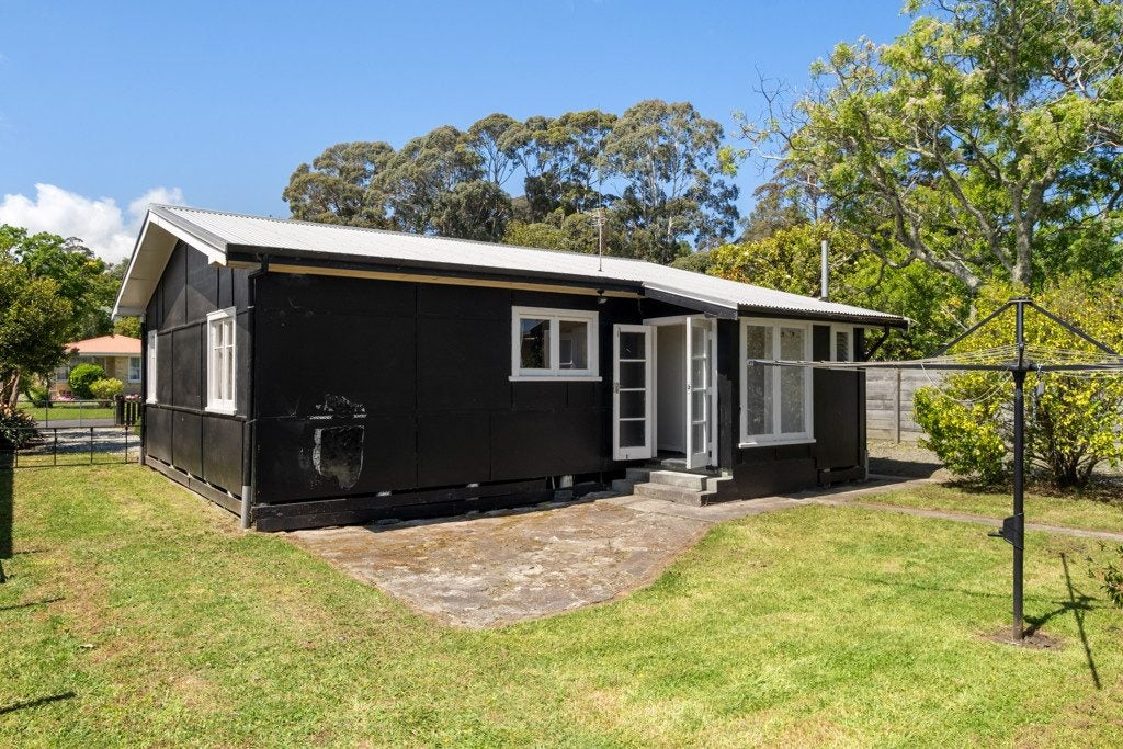12 Gordon Street, Mangapapa, Gisborne - Carousel 22