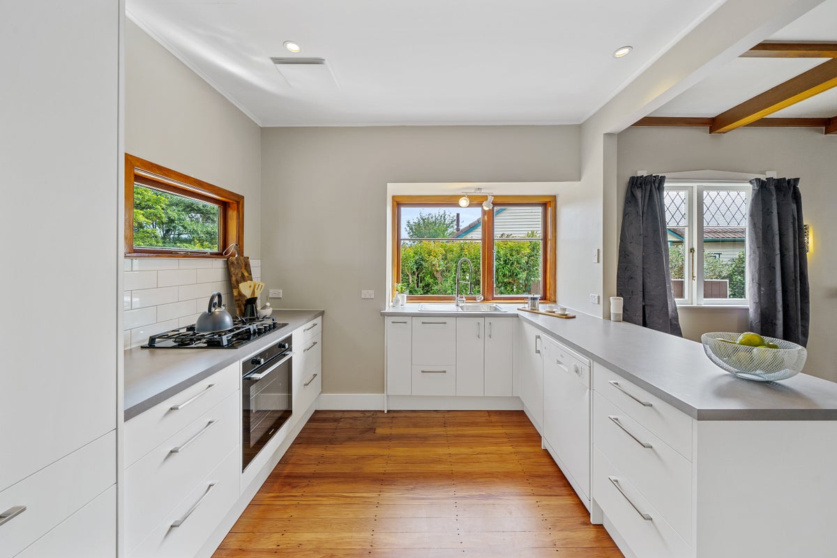 85 Riverside Drive, Waiwhetu, Lower Hutt - Carousel 2