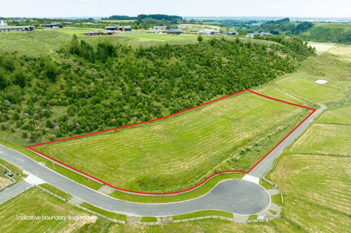 37 Edendale Drive - Carousel 1