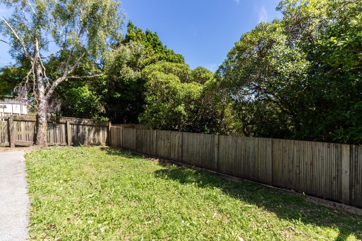 30 Wingfield Place, Churton Park, Wellington - Carousel 18