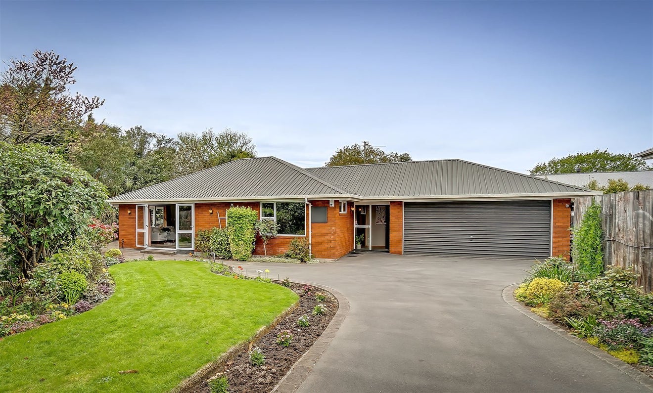 1/216 Grahams Road, Burnside, Christchurch - Carousel 1