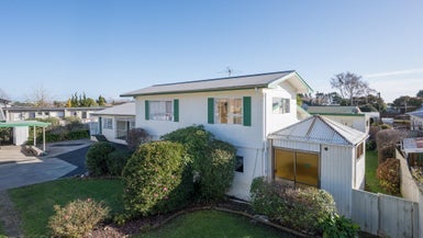 7/62 Golf Road, Tahunanui, Nelson - Carousel 1