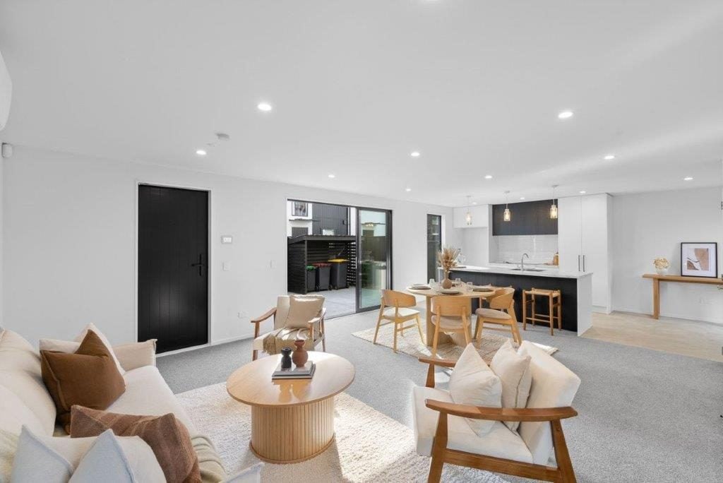 6/506 Armagh Street, Linwood, Christchurch - Carousel 1