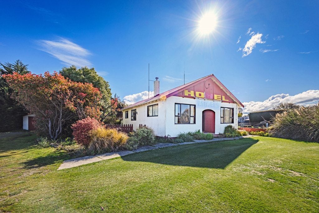 695 Hilderthorpe-Pukeuri Road, Richmond, Waitaki Bridge - Carousel 2