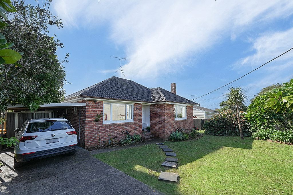 135 Seabrook Avenue, New Lynn, Auckland - Carousel 2