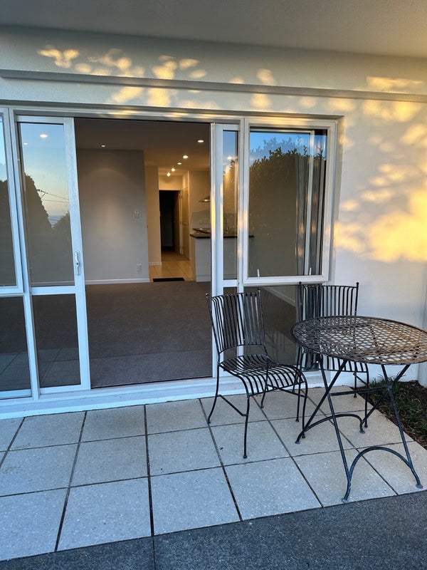 78 Churchill Road, Murrays Bay, Auckland - Carousel 1