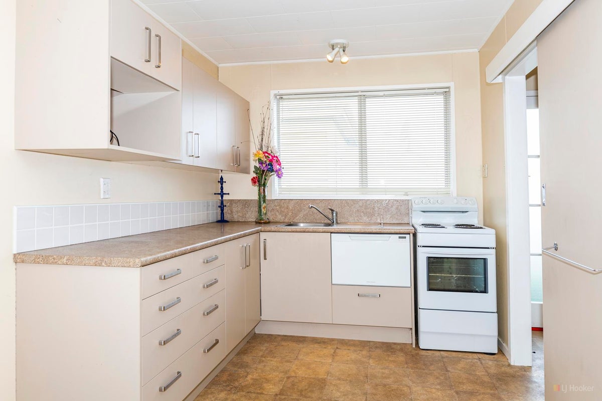 2/34 Jackson Street, West End, Timaru - Carousel 2