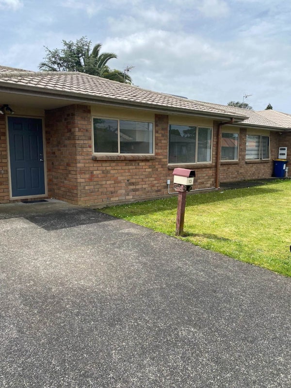 13 Carlas Way, Ranui, Auckland - Carousel 1