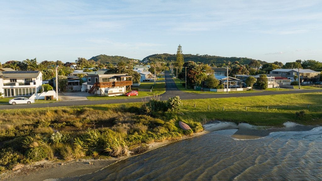 21A Pio Road, Bowentown, Katikati - Carousel 38