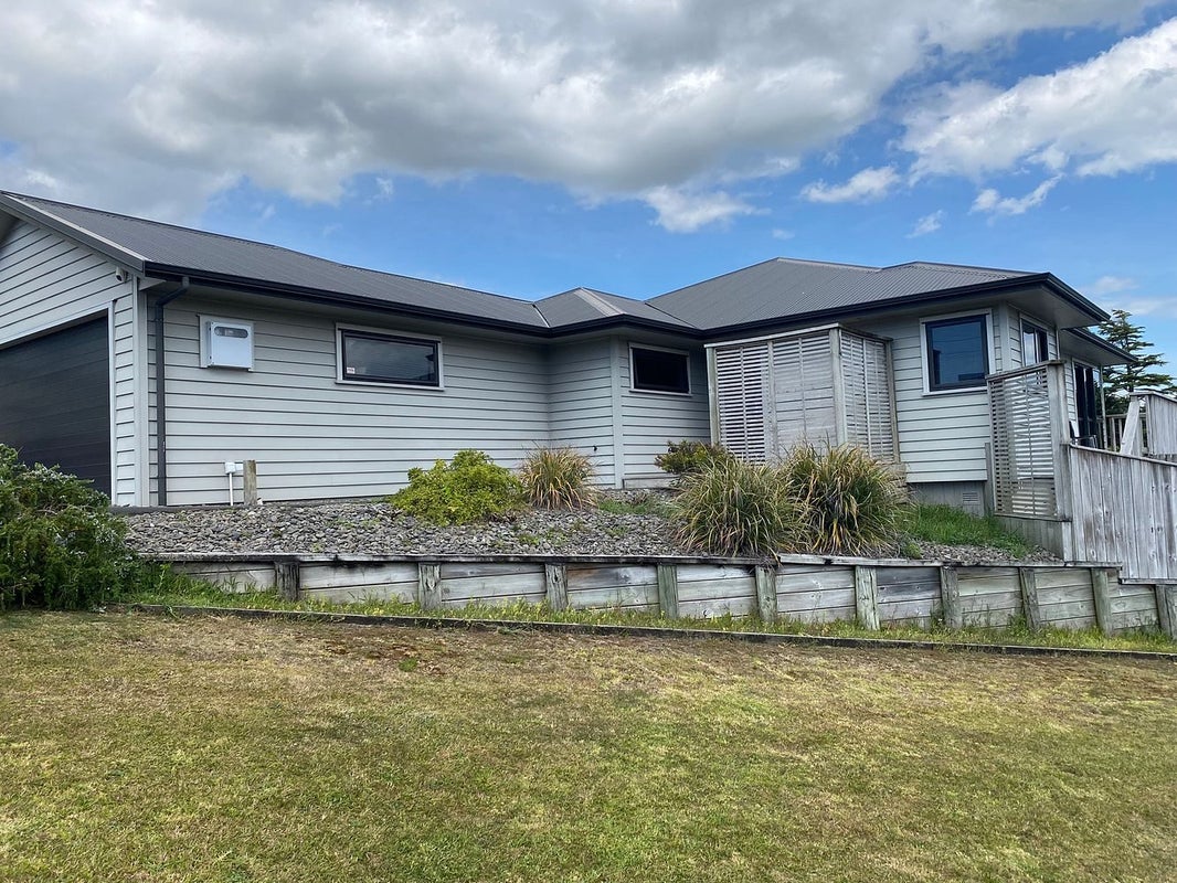 15 Wicksteed Street, Vogeltown, New Plymouth - Carousel 2