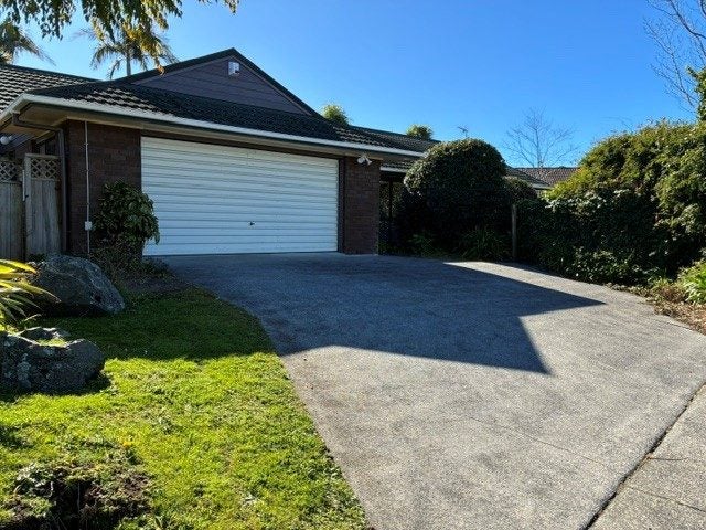 34 Nicholas Road, Somerville, Manukau - Carousel 1