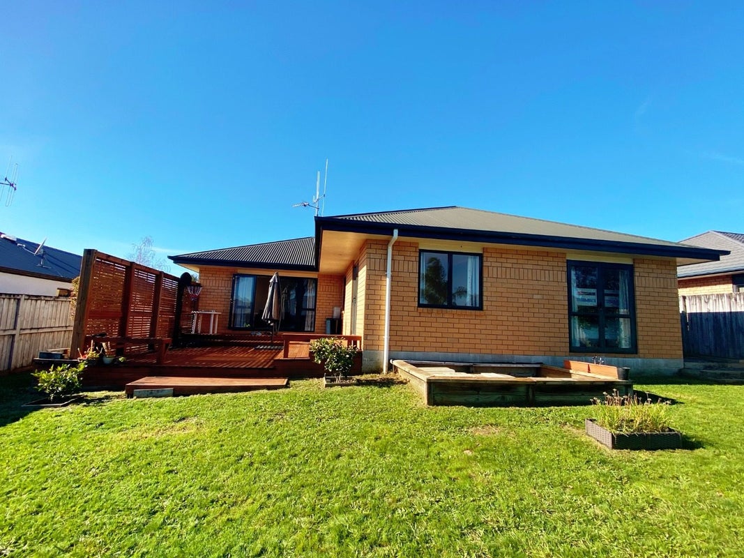 18 Holford Place, Huntington, Hamilton - Carousel 2