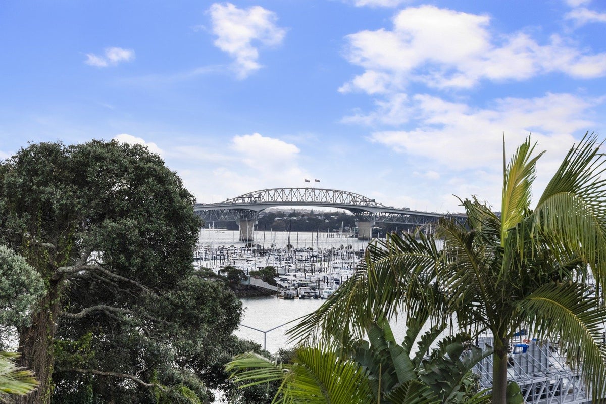 4A Harbour Street, Saint Marys Bay, Auckland - Carousel 2