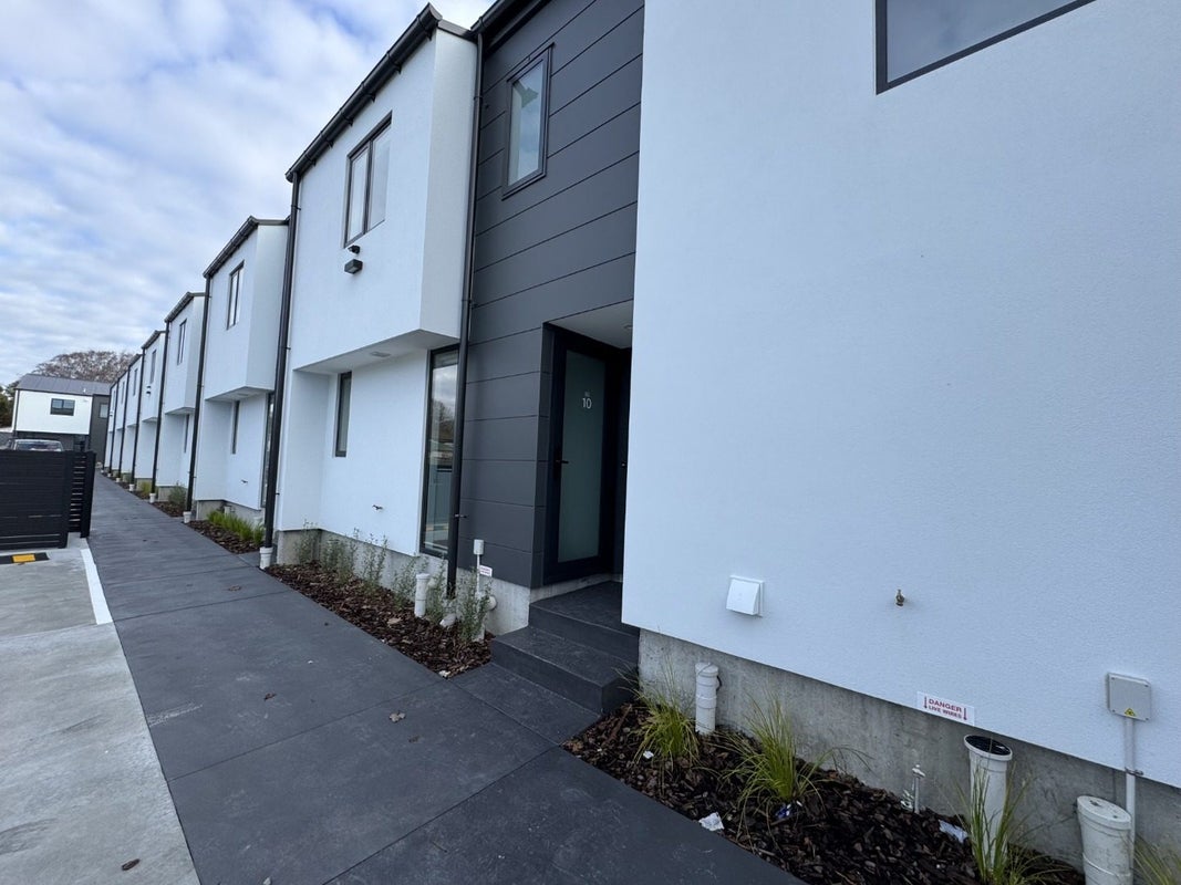 10/55 Opawa Road, Waltham, Christchurch - Carousel 1