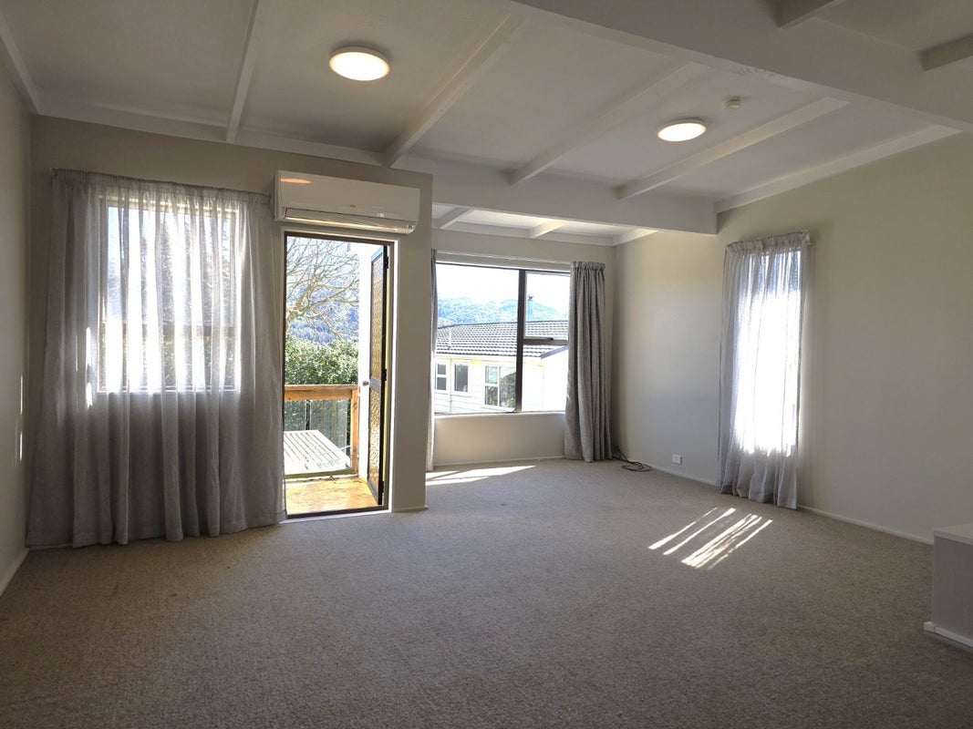 9A ASH GR, RANUI, PORIRUA - Carousel 2