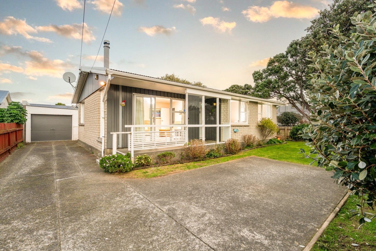 22A Chelsea Street, Miramar, Wellington, Wellington - Carousel 2