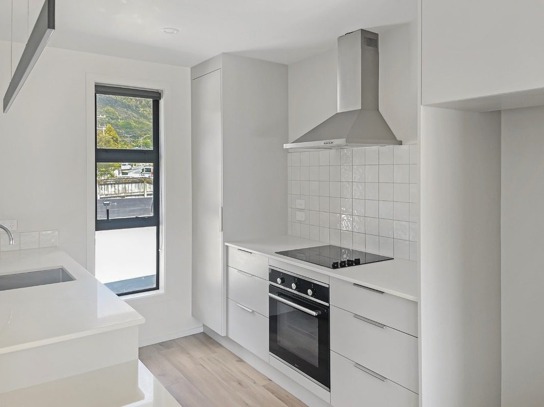 3/11 Lees Grove, Wainuiomata, Lower Hutt - Carousel 2