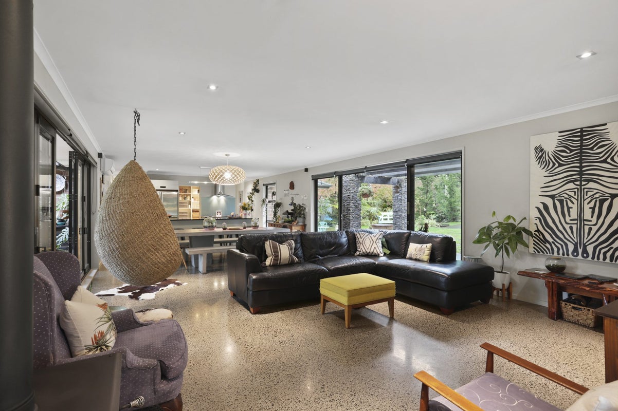 433 Wairere Road, Waitakere, Auckland - Carousel 1