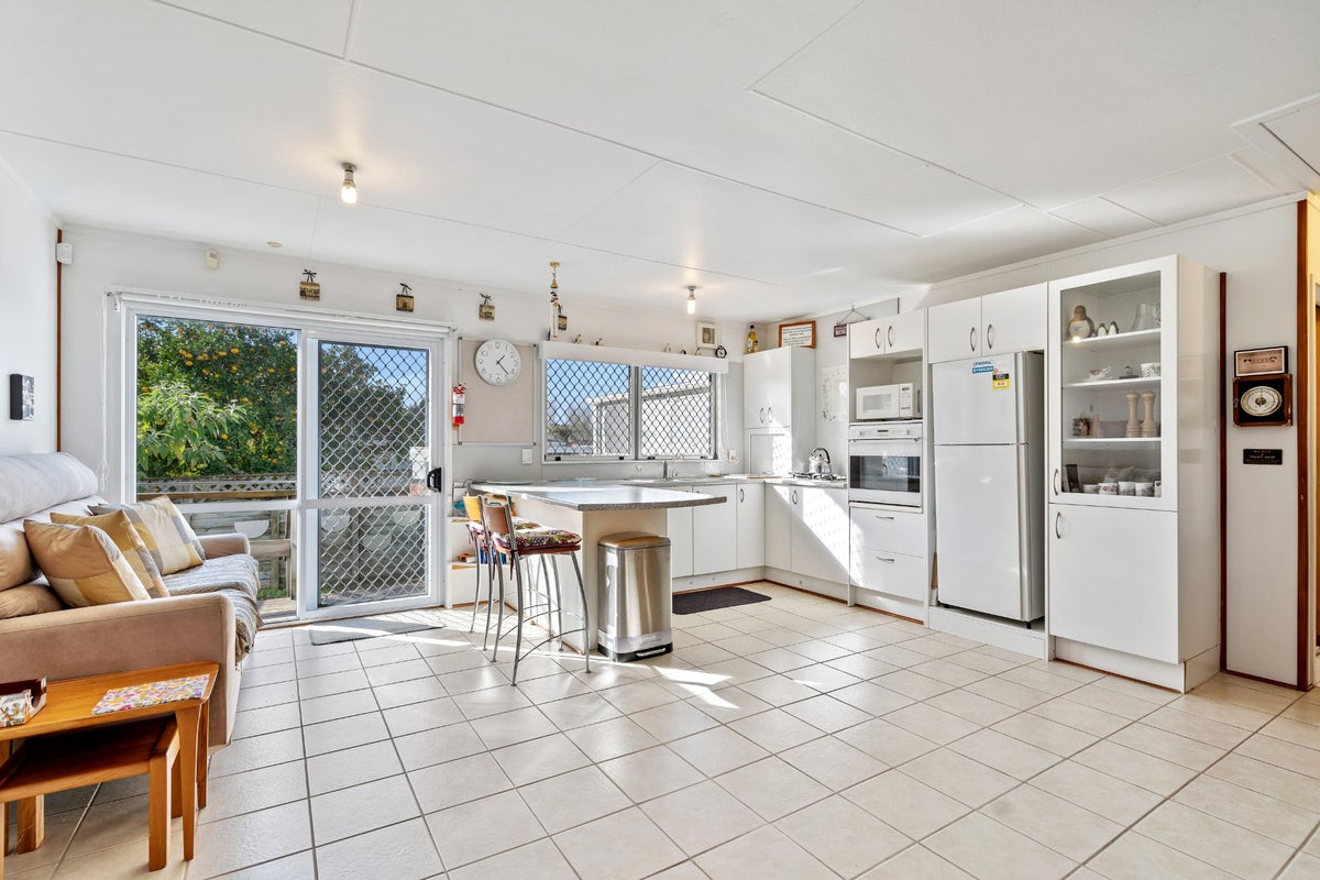 74B Cairnfield Road, Otangarei, Whangarei - Carousel 1