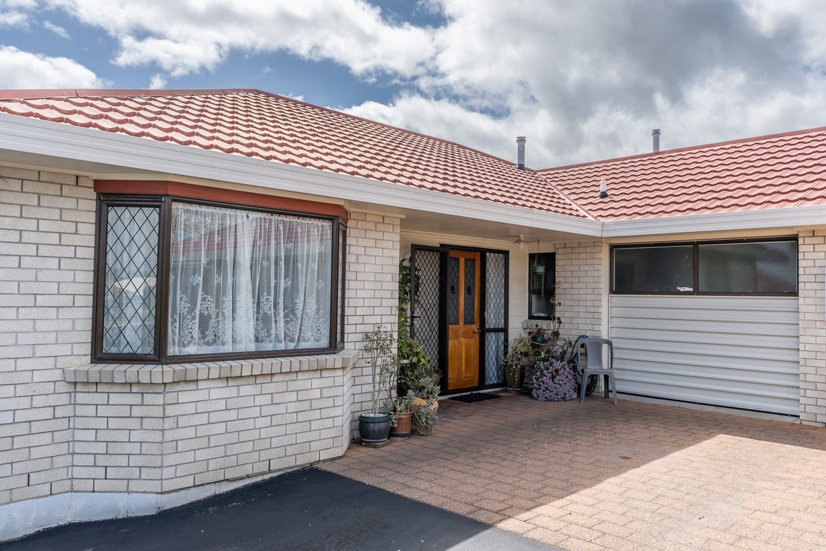 66/4 Admiral Crescent, Flagstaff, Hamilton - Carousel 2