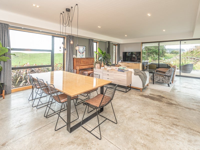 23 Turere Place, Otamatea, Whanganui - Carousel 2
