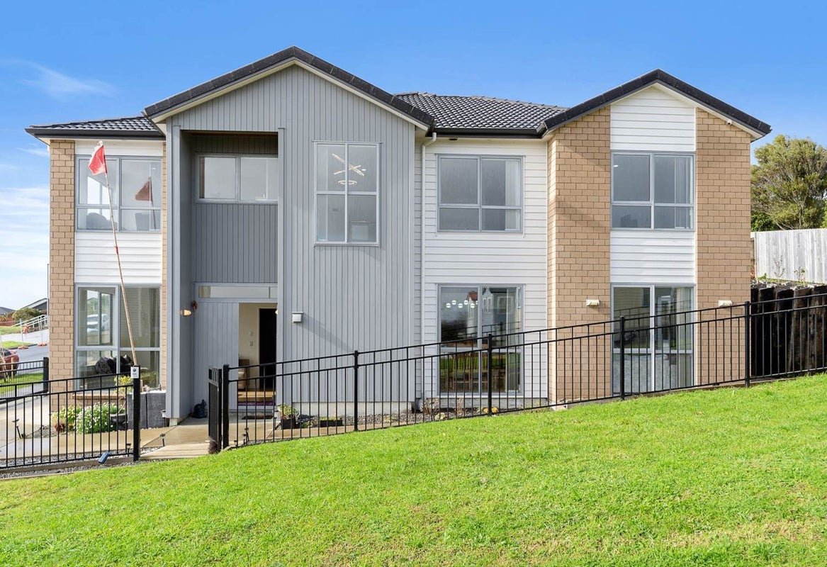 1 Elevation Street, Flat Bush, Auckland - Carousel 2